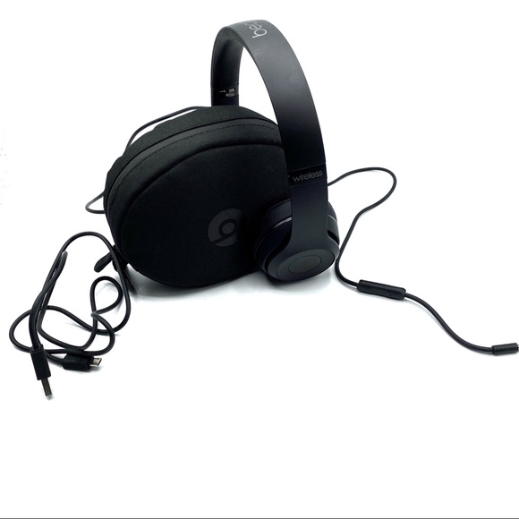 ❌SOLD❌Apple Beats Solo 3 Wireless Headphones Dr - Picture 2 of 8